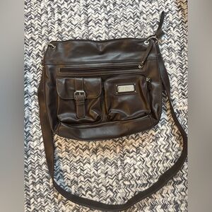 Relic Dark Brown Leather Purse
